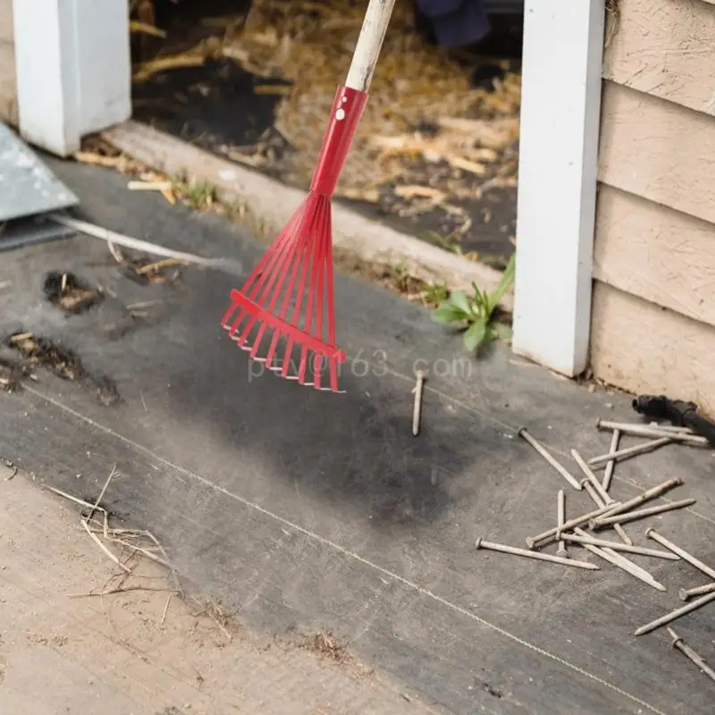 Râteau à herbe en acier au car - Outdoor Power Broom avis et prix